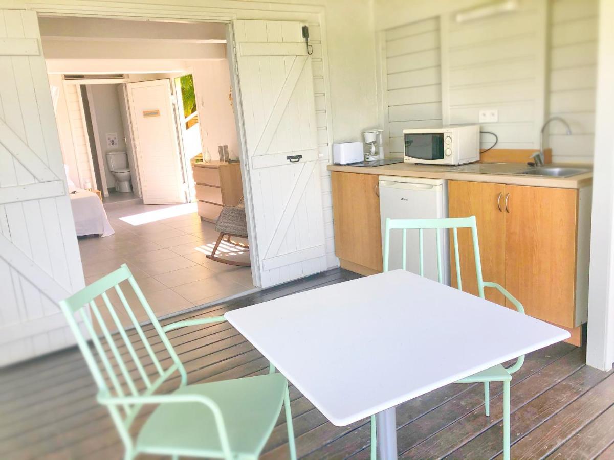 O Coeur De Deshaies Appartements Grande Anse Et Amandiers Exterior photo