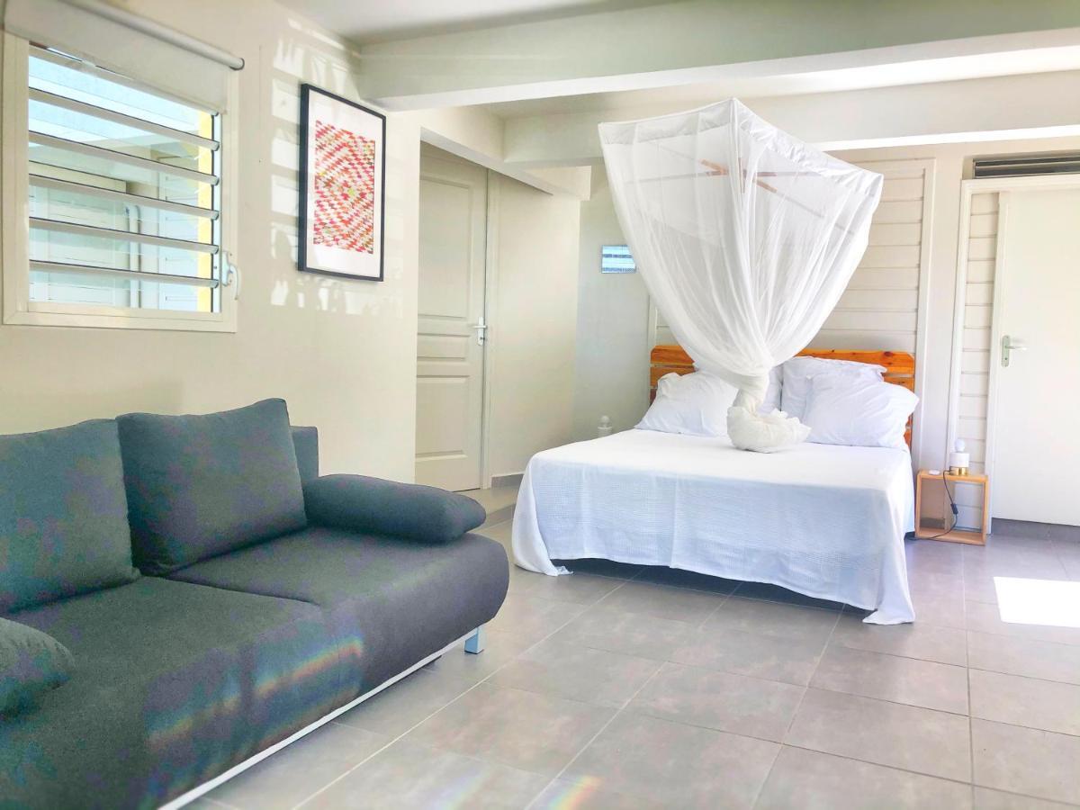 O Coeur De Deshaies Appartements Grande Anse Et Amandiers Exterior photo